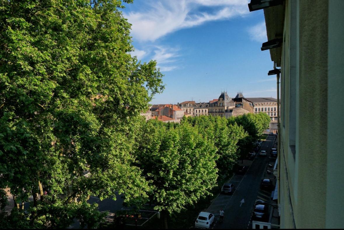 Hotel Le Gambetta Bergerac Exterior photo