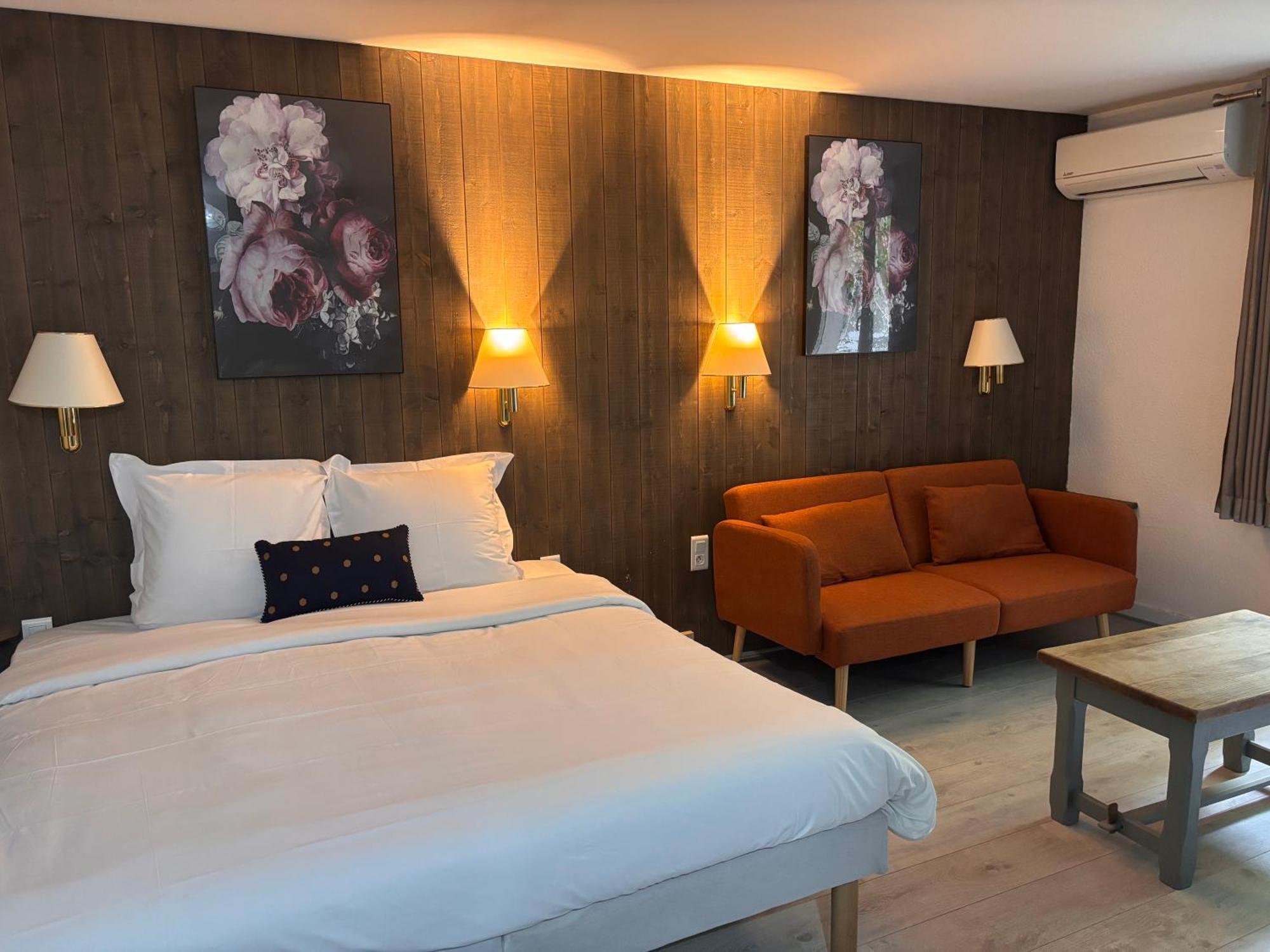 Hotel Le Gambetta Bergerac Exterior photo